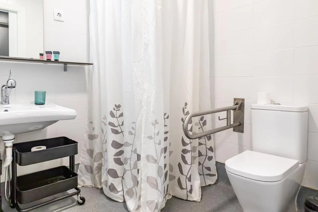 Residencia Universitaria Resa Campus Màlaga Hostel